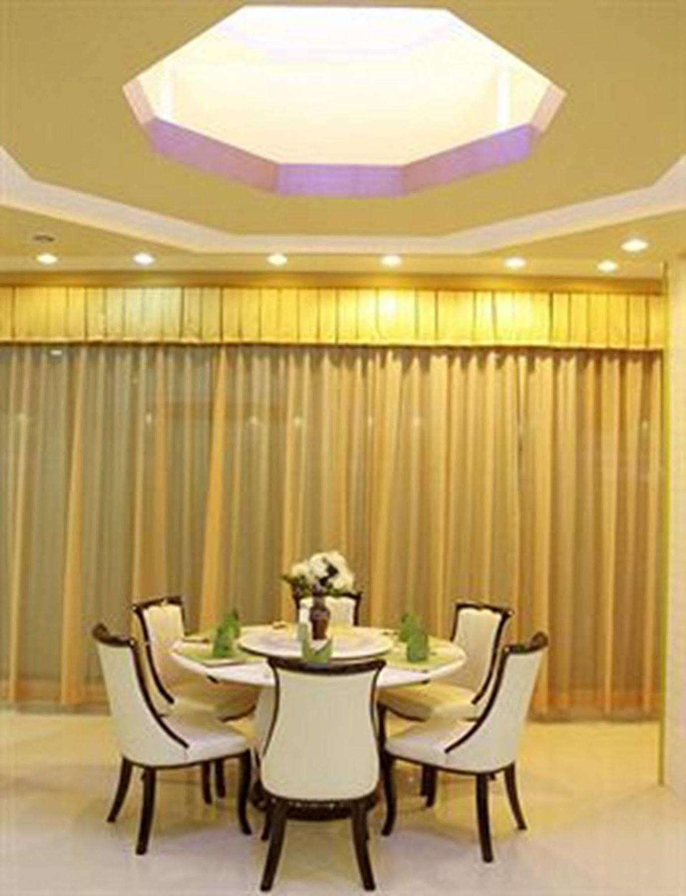 Visiting Card Hotel & Resort Bangkok Buitenkant foto