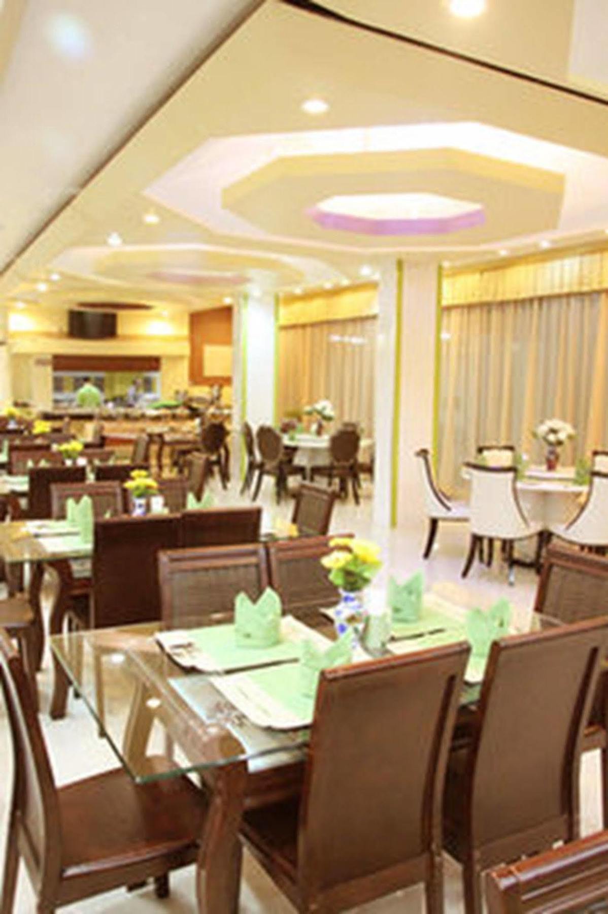 Visiting Card Hotel & Resort Bangkok Buitenkant foto