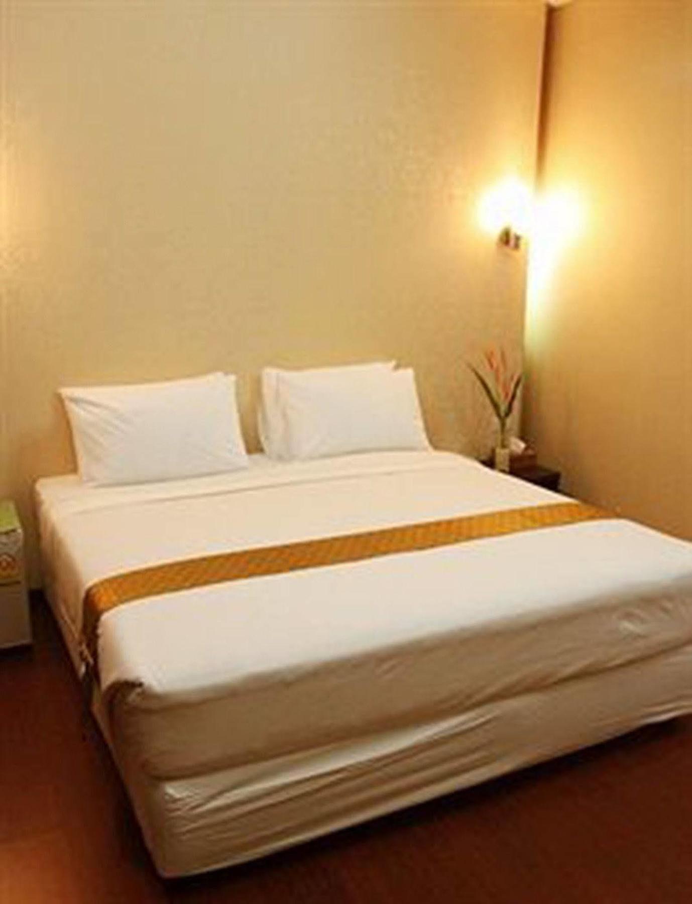 Visiting Card Hotel & Resort Bangkok Buitenkant foto