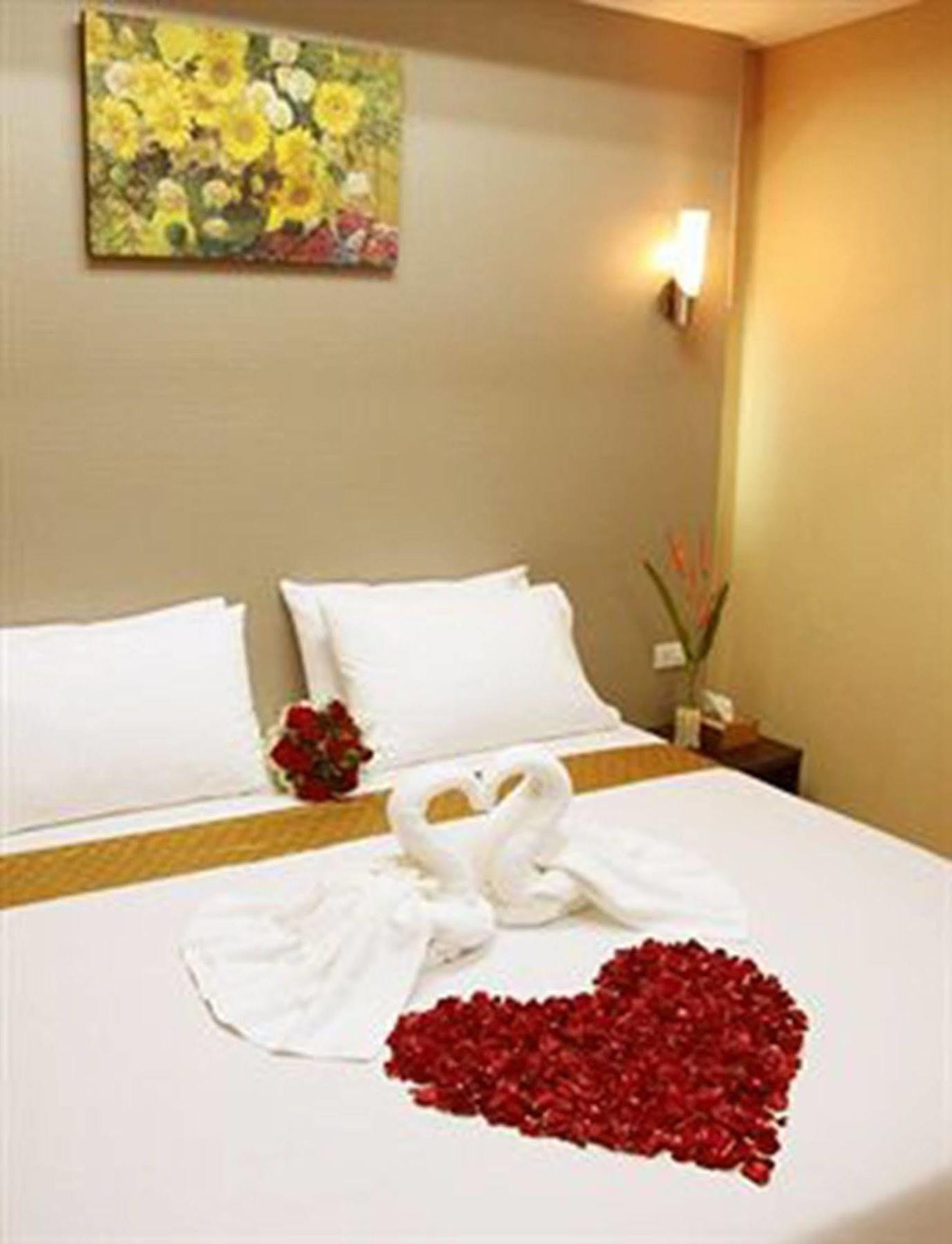 Visiting Card Hotel & Resort Bangkok Buitenkant foto
